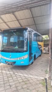 Sticker Print cutting branding body bus ITEKES Bali warna biru